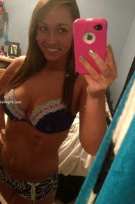 Hot Girlfriend Lingerie Sexting Selfie